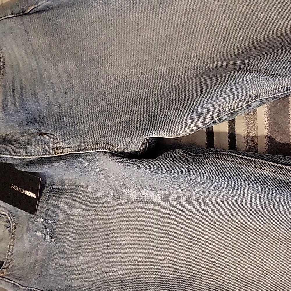 Denim - Picture 2 of 4